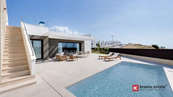 Independent chalet for sale in Casa o chalet independiente en Campello Pueblo, El Campello, El Campello
thumbnail 3