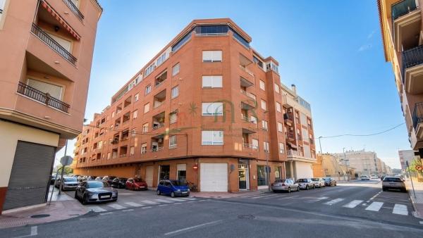 Venta de piso en Piso en Almoradí, Almoradí
thumbnail 3