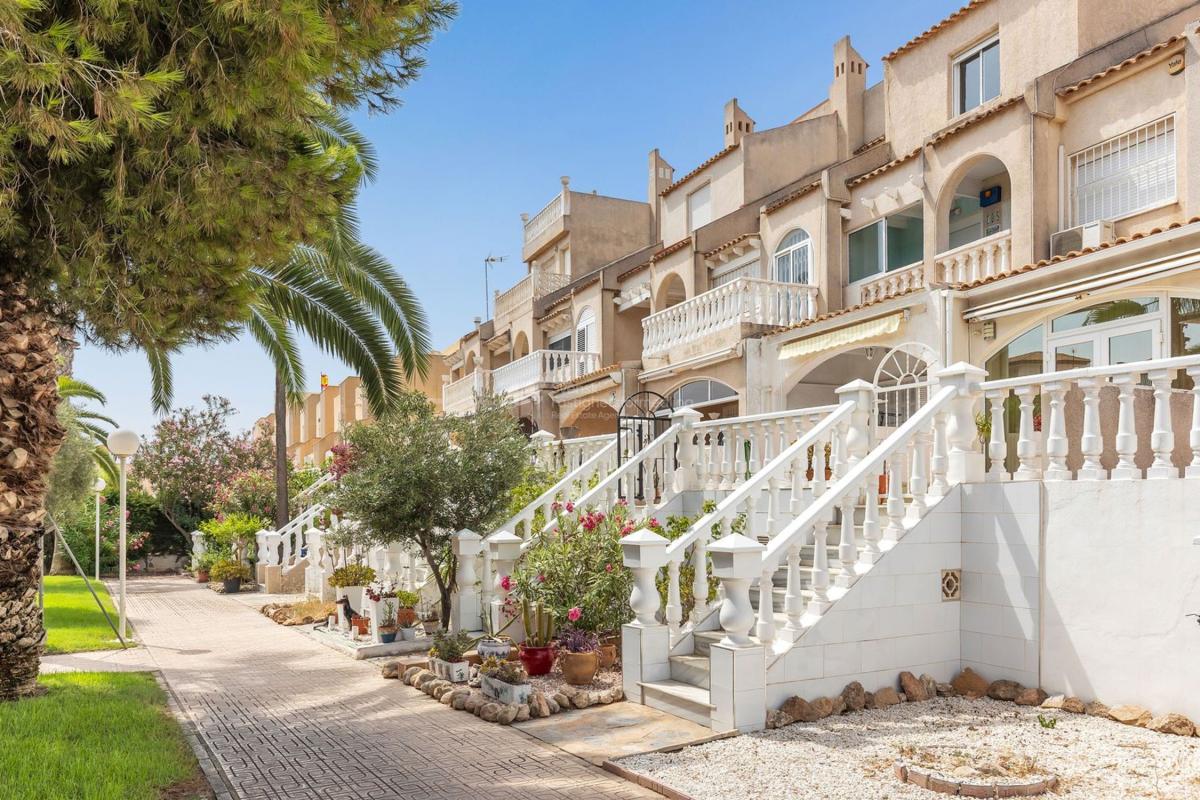 Venta de piso en Nueva Torrevieja - Aguas Nuevas, Torrevieja
 photo 2