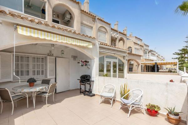 Venta de piso en Nueva Torrevieja - Aguas Nuevas, Torrevieja
 photo 4