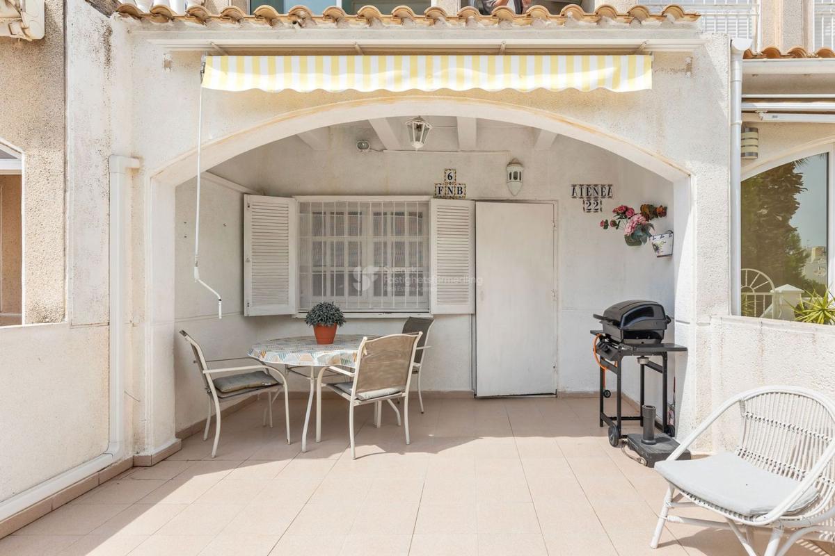 Venta de piso en Nueva Torrevieja - Aguas Nuevas, Torrevieja
 photo 5