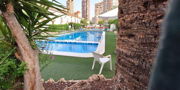Частный шале на продаже в Casa o chalet independiente en Zona Rincón Bajo, Benidorm, Бенидорм thumbnail 1