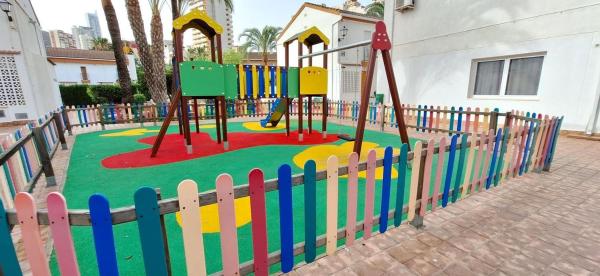 Частный шале на продаже в  Casa o chalet independiente en Zona Rincón Bajo, Benidorm, Бенидорм photo 4