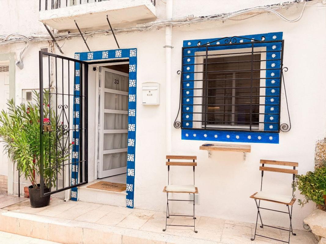 Venta de piso en Piso en Calle San Roque, 33, Casco Histórico-Santa Cruz, Alicante / Alacant, Alicante / Alacant
 photo 2