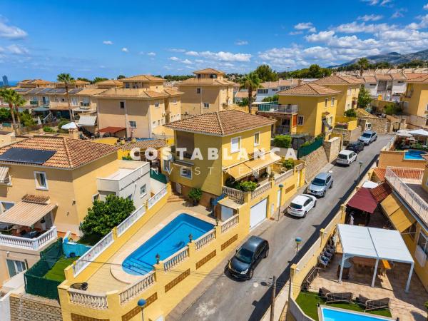 Частный шале на продаже в Casa o chalet en Calle Bacoreta, Barranco Hondo, La Nucia, Ла Нусия photo 1