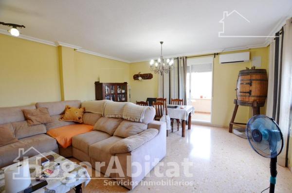 Продажа квартиры на Piso en Calle San Francisco, Alcalde Felipe Mallol, San Vicente del Raspeig, Сан-Висенте-дель-Распейг
thumbnail 3