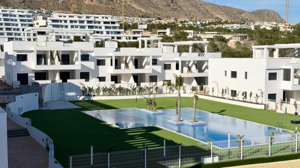 Casa o chalet independiente en Calle de Peru, Balcón de Finestrat-Terra Marina, Finestrat thumbnail 1