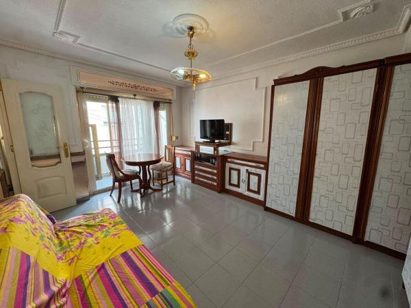 Estudio en venta en Estudio en Calle San Pascual, 94, Centro - Muelle Pesquero, Torrevieja, Torrevieja photo 1
