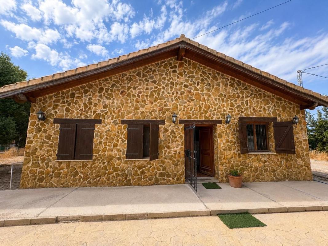 Sprzedaż niezależnego domku jednorodzinnego w Casa o chalet independiente en Carretera de la Matanza, Benferri, Benferri photo 2