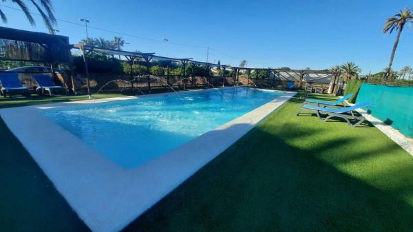Chalet wolnostojący na sprzedaż w  Casa o chalet independiente en Las Bayas-Asprillas, Elche / Elx, Elche / Elx photo 1