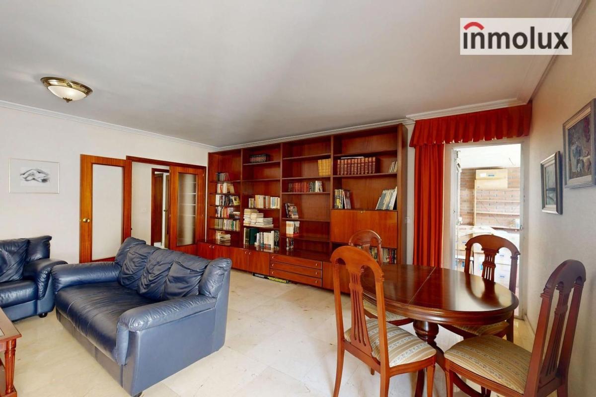 Продажа квартиры на Piso en Calle Pintor Cabrera, Ensanche-Diputación, Alicante / Alacant, Аликанте / Алакант
photo 5