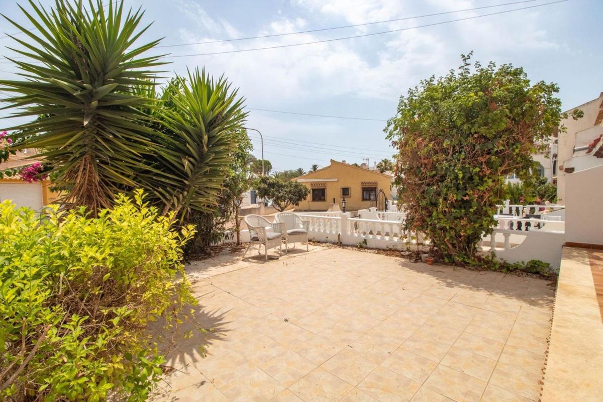 Продажа квартиры на Piso en Calle Áncora, Aguas Nuevas, Torrevieja, Торревьеха
photo 2