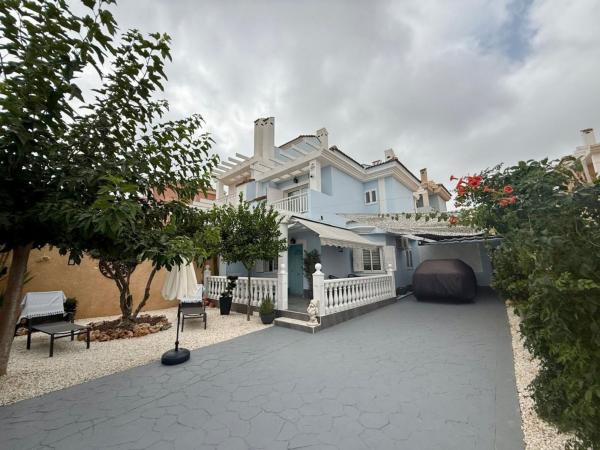 Independent chalet for sale in Casa o chalet en Calle Monte de Santa Pola, Monte Faro-Altomar, Gran Alacant, Gran Alacant
 photo 1