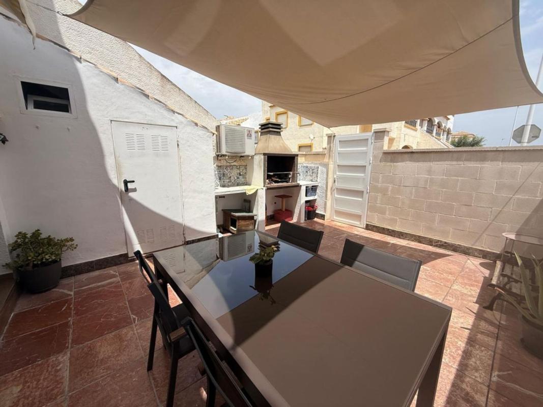 Venta de piso en Piso en Avenida D'Escandinàvia, Monte Faro-Altomar, Gran Alacant, Gran Alacant
photo 2
