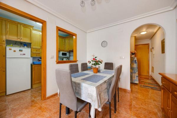 Venta de piso en Piso en Calle la Loma, 58, Avenida Habaneras - Curva de Palangre, Torrevieja, Torrevieja
thumbnail 3
