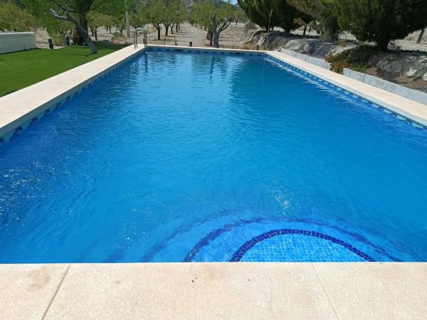 Rustic farm for sale in Finca rústica en Cv-782, Relleu , Relleu thumbnail 2