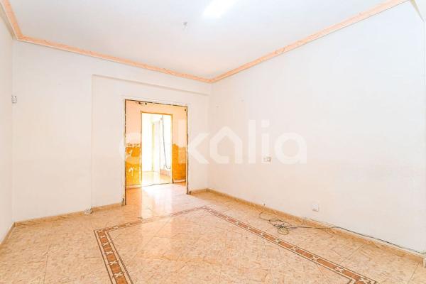 Sale of flat in Piso en Calle Villena, Centro, Elda, Elda
 photo 4