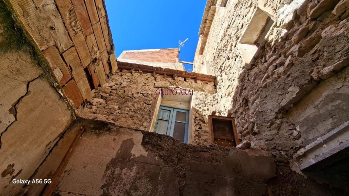 Sprzedaż niezależnego domku jednorodzinnego w Casa o chalet independiente en Calle Méndez Núñez, Novelda, Nowaleda photo 4