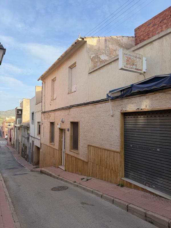 Propiedades en venta y alquiler en España photo 2