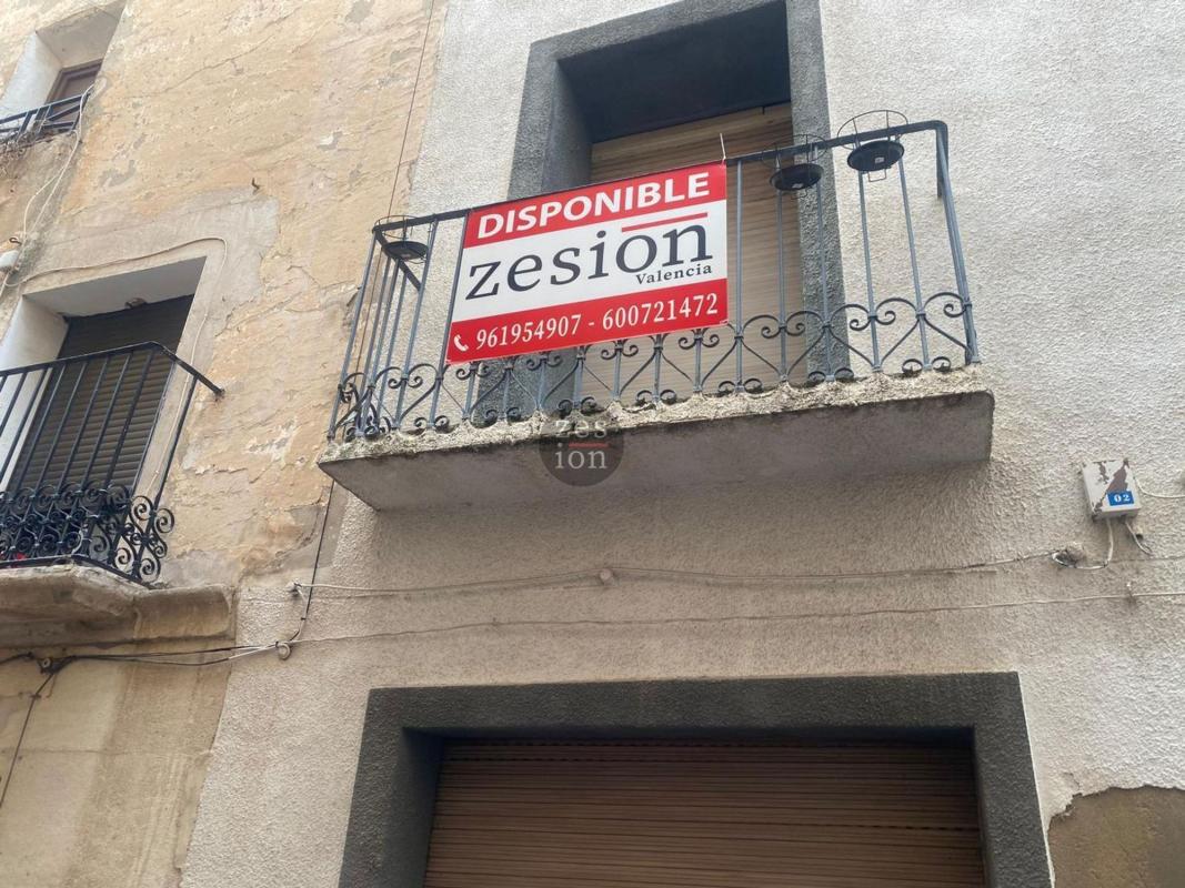 Properties for sale and rent in Spain photo 2