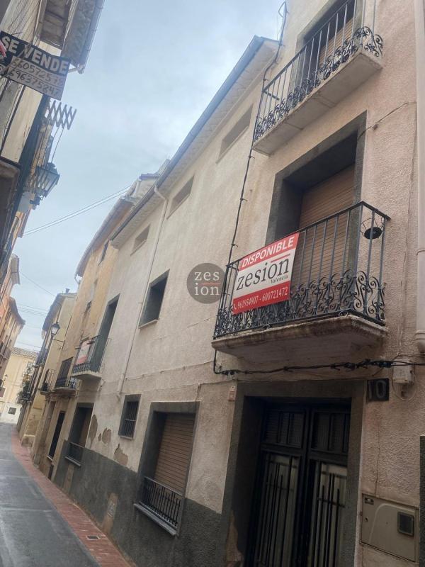 Properties for sale and rent in Spain photo 3