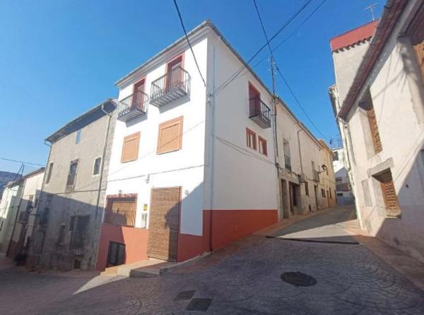 Chalet adosado en CL San Antonio, 8, Balones thumbnail 2