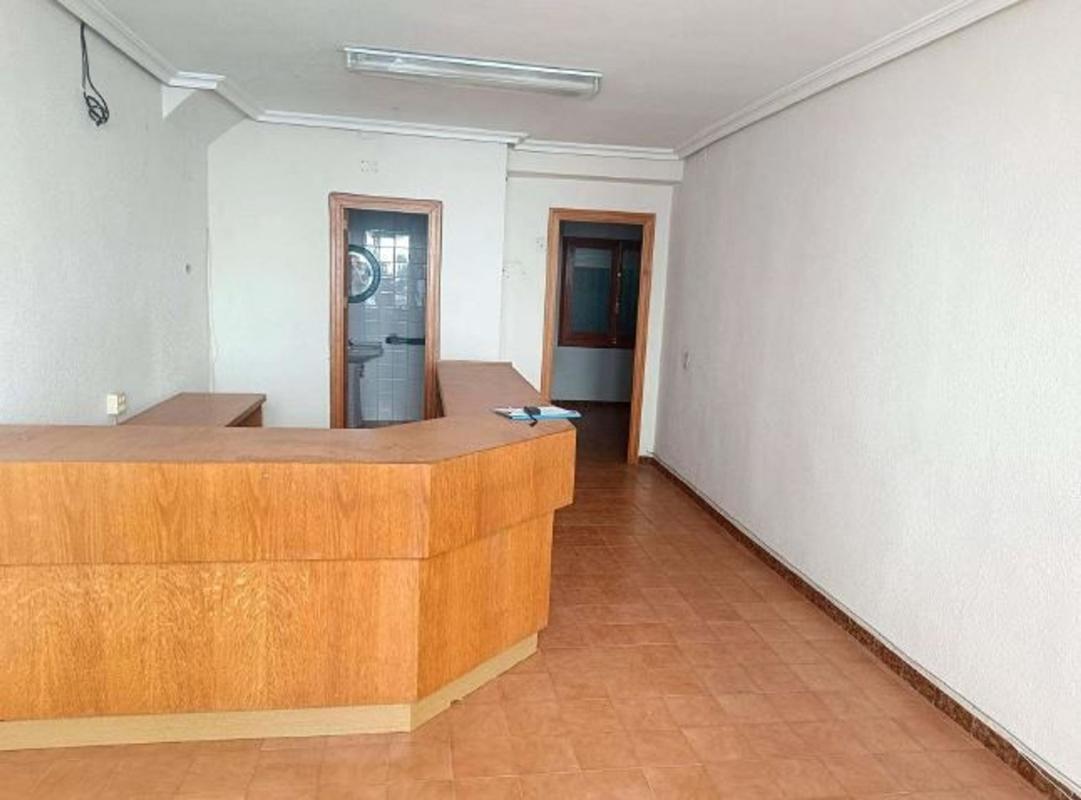 Sprzedaż szeregowego domku w  Chalet adosado en CL San Antonio, 8, Balones , Balones photo 4