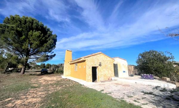 Finca rústica en venta en Finca rústica en Pd Marjal, 265, Banyeres de Mariola , Banyeres de Mariola photo 1