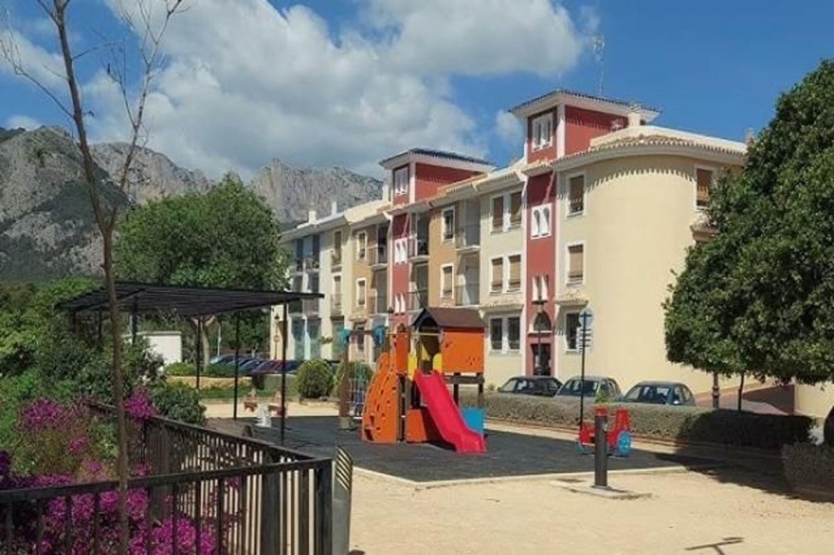 Venta de piso en Piso en Xirles, Polop, Polop
photo 4