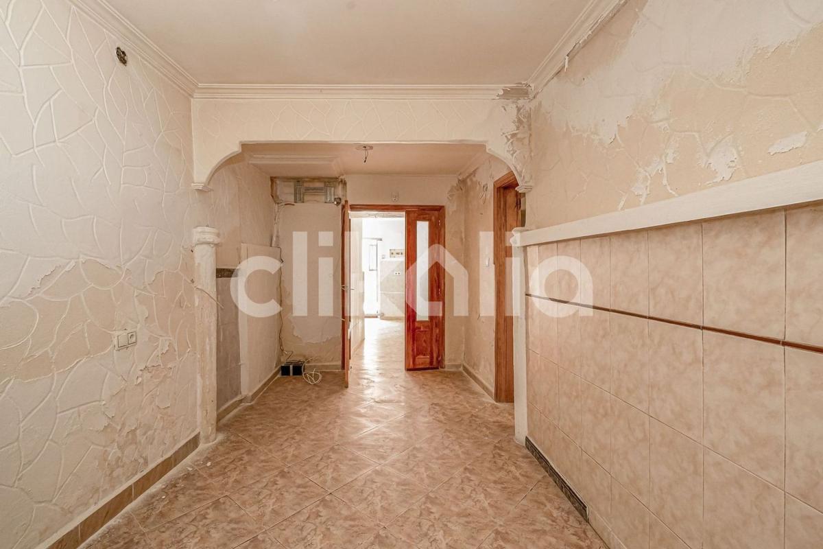 Недвижимость на продажу и в аренду в Испании photo 4