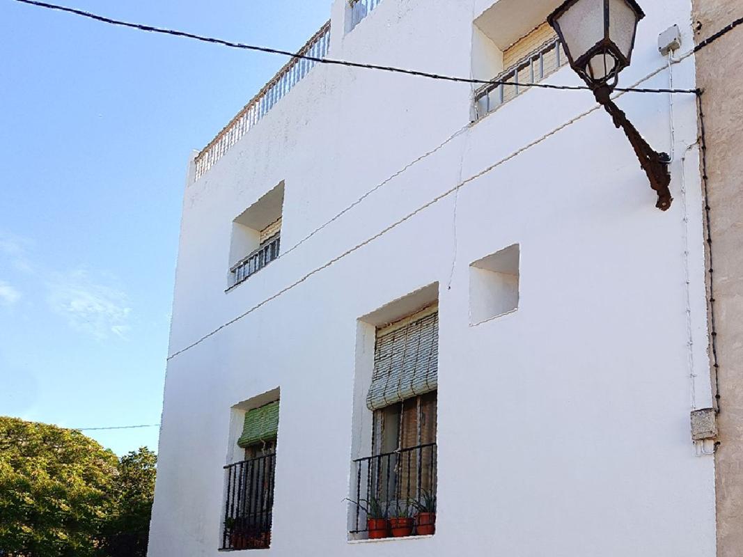 Propiedades en venta y alquiler en España photo 2