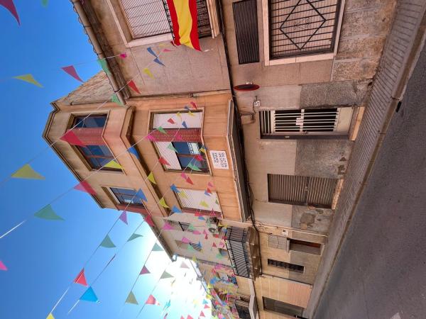 Casa de pueblo en Calle Perfecto Rico Mira, 37, Pinoso thumbnail 2