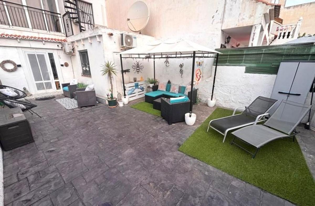Venta de piso en Piso en La Siesta - El Salado - Torreta, Torrevieja, Torrevieja
photo 2