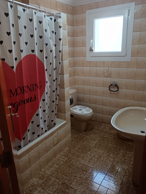 Sprzedaż niezależnego domku jednorodzinnego w Chalet pareado en Calle Nou, 36, Alcolecha, Alcolecha photo 5