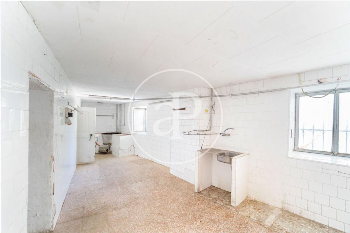 Properties for sale and rent in Spain photo 3