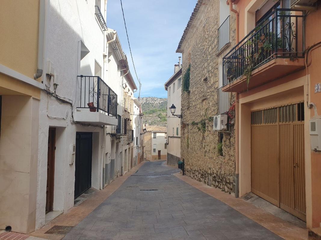 Properties for sale and rent in Spain photo 2
