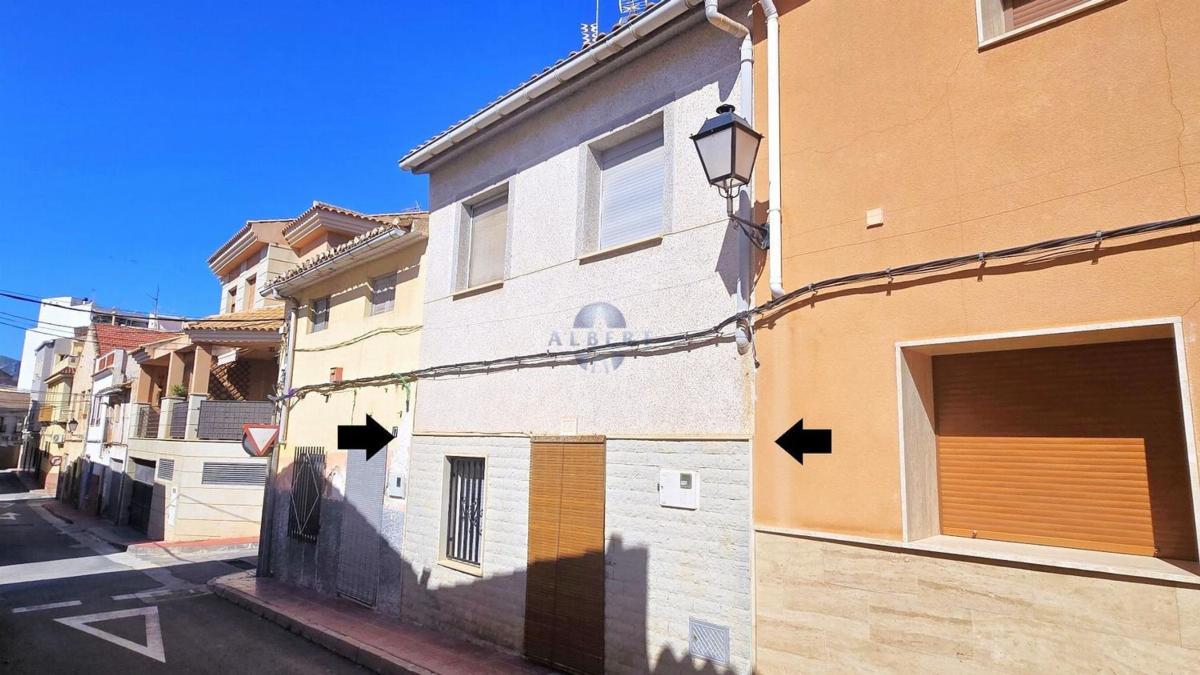 Properties for sale and rent in Spain photo 2
