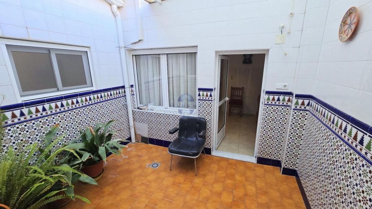 Properties for sale and rent in Spain photo 5