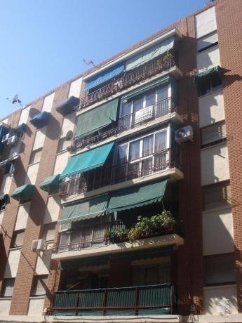 Sprzedaż mieszkania w Piso en Cox De, 4, Carolinas Altas, Alicante / Alacant, Alicante / Alacant
thumbnail 2