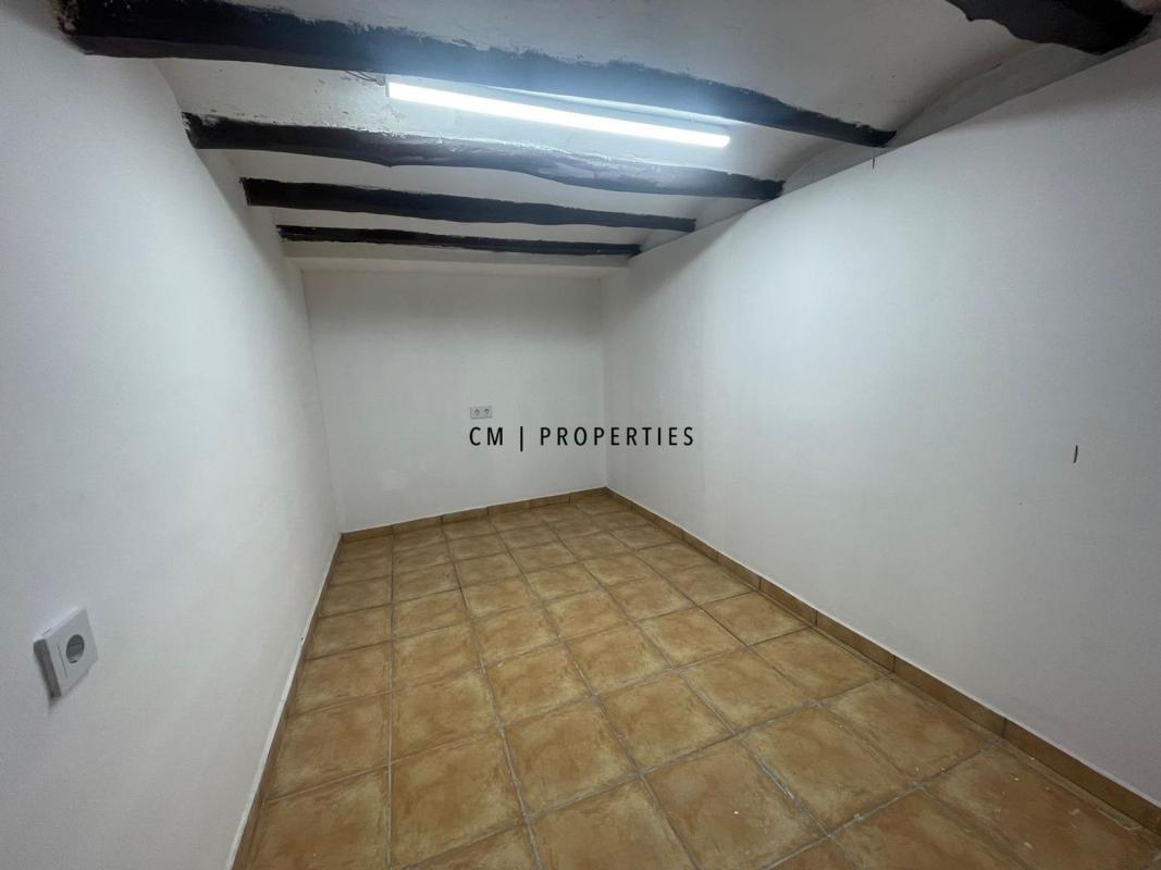 Properties for sale and rent in Spain photo 3