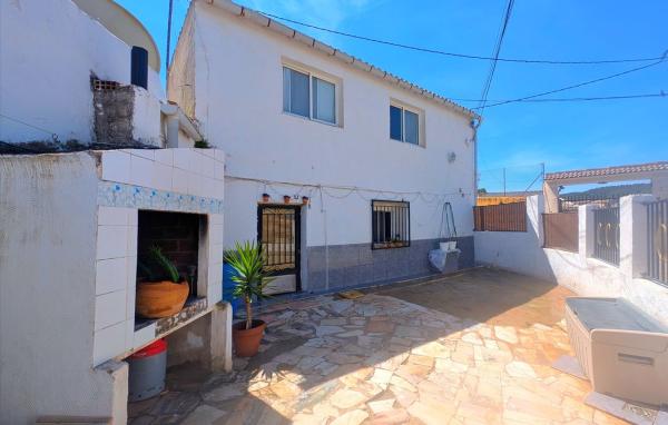 Casa de pueblo en Calle Creu de la Cs, 2, Monovar photo 1