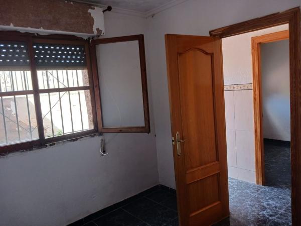 Chalet wolnostojący na sprzedaż w Casa o chalet en Calle Ernesto Galiana, Hondón de los Frailes, Hondón de los Frailes thumbnail 3