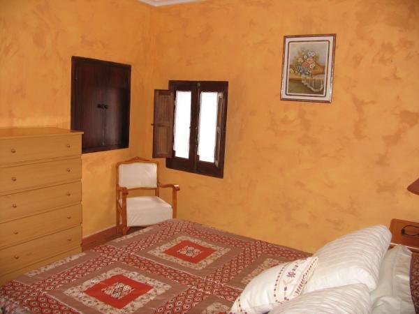 Chalet adosado en Calle Punta de la Peña, 1, Castalla photo 2