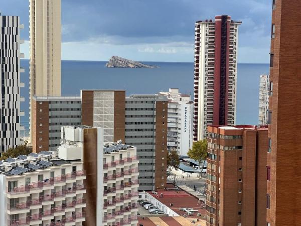 Venta de piso en Piso en Calle Derramador, Zona Rincón Bajo, Benidorm, Benidorm
thumbnail 3