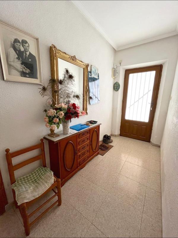 Propiedades en venta y alquiler en España photo 2