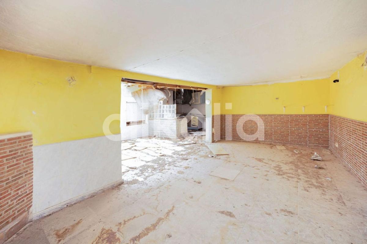 Properties for sale and rent in Spain photo 2