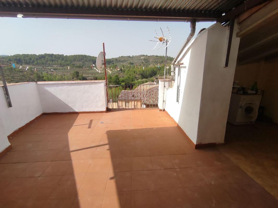 Propiedades en venta y alquiler en España photo 3