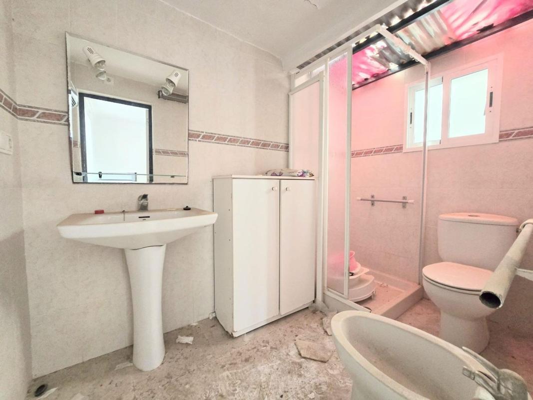 Propiedades en venta y alquiler en España photo 5
