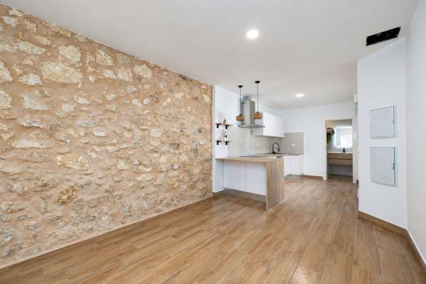 Sale of flat in Piso en Calle la Paz, Plaza Castelar - Mercado Central, Elda, Elda
 photo 1