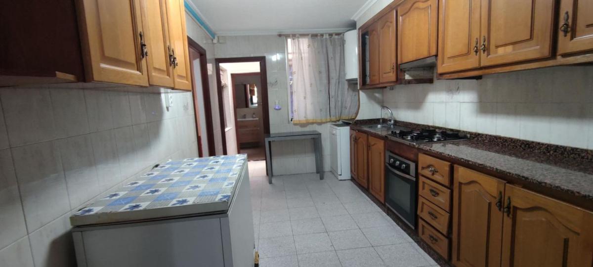 Sprzedaż mieszkania w Piso en Calle Ginés García Esquitino, Carrús Este, Elche / Elx, Elche / Elx
photo 5